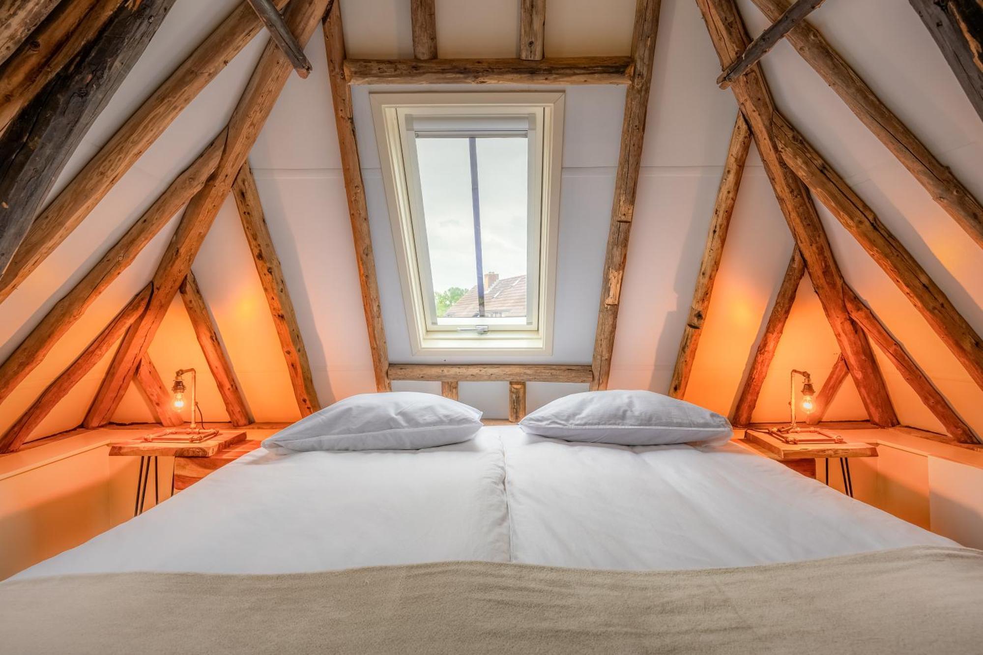 Unieke Bed En Breakfast Met Historisch Verhaal In Ferwert Ferwerd Luaran gambar